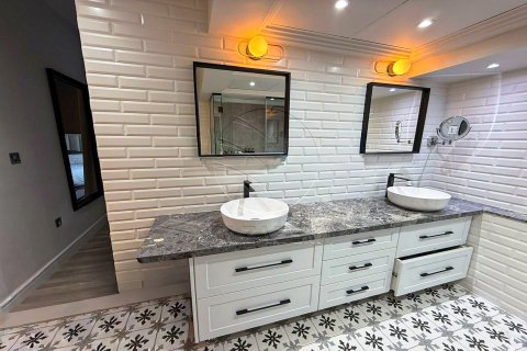 Villa de 5 chambres No. 127694 9