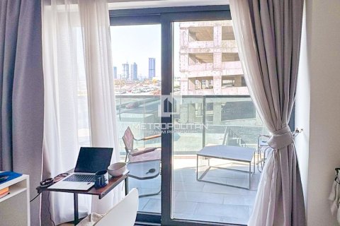 Квартира с 1 спальней в Dubai Sports City, ОАЭ №171682 3