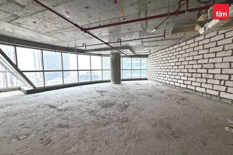 161.2m² Office in Dubai, UAE No. 200179 3