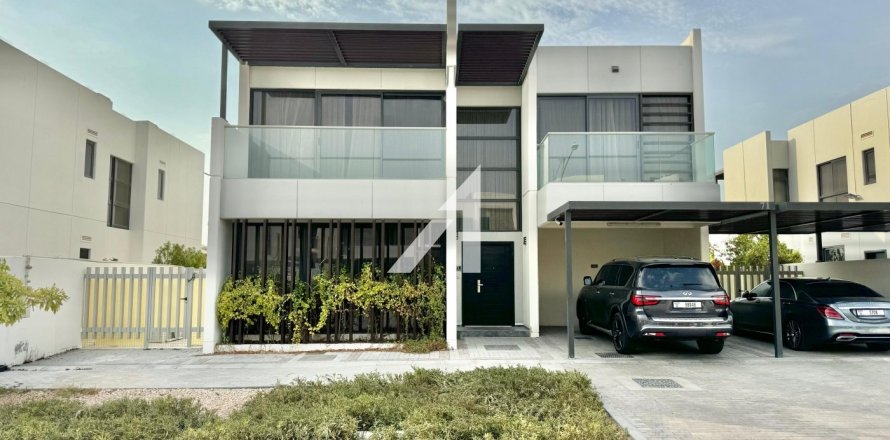 6 bedrooms Villa  No. 118092