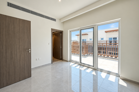 Villa de 4 dormitorios en Dubai, UAE No. 210424 15