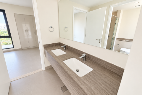 Villa de 4 dormitorios en Dubai, UAE No. 210422 24