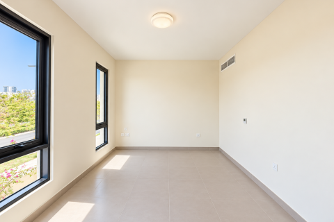 Villa de 4 dormitorios en Dubai, UAE No. 210422 15