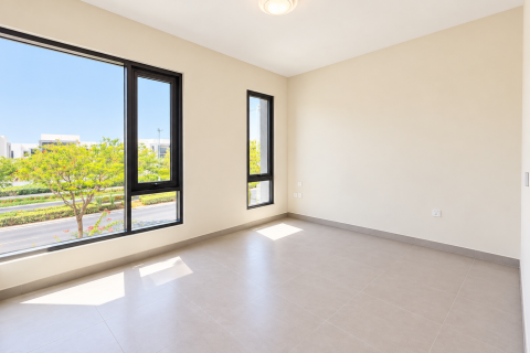 Villa de 4 dormitorios en Dubai, UAE No. 210422 12