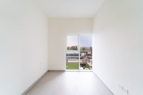 Apartment de 2 dormitorios en Dubai, UAE No. 210418 8
