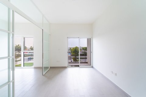 Apartment de 2 dormitorios en Dubai, UAE No. 210418 7
