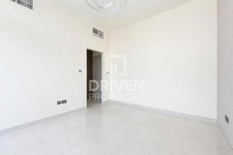 Appartement de 2 chambres à Meydan, UAE No. 204725 8