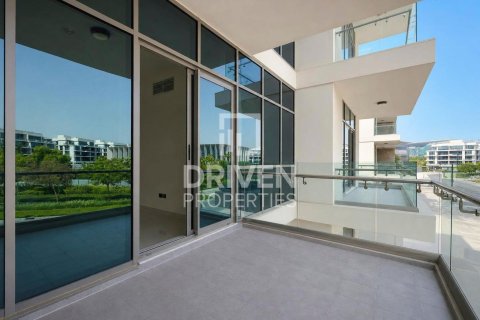 Appartement de 2 chambres à Meydan, UAE No. 204725 14
