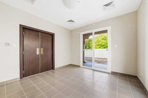 4 bedrooms Villa in Dubai Silicon Oasis, UAE No. 199717 6