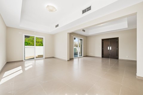 4 bedrooms Villa in Dubai Silicon Oasis, UAE No. 199717