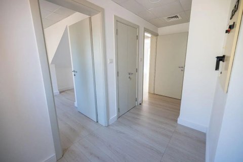 4 bedrooms Villa in Dubai Silicon Oasis, UAE No. 199715 3