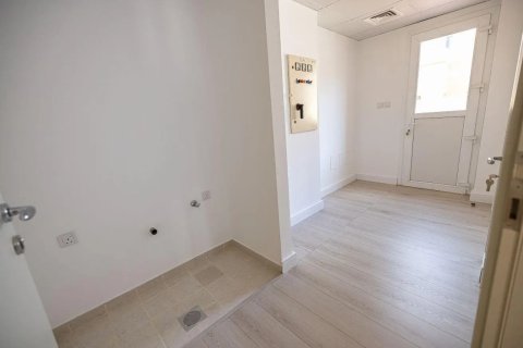 4 bedrooms Villa in Dubai Silicon Oasis, UAE No. 199715 4