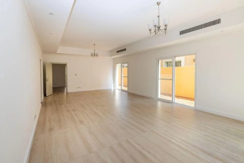 4 bedrooms Villa in Dubai Silicon Oasis, UAE No. 199715