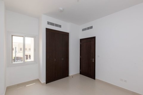 Вилла с 3 спальнями в Bella Casa, ОАЭ №167544 12