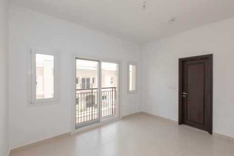 Вилла с 3 спальнями в Bella Casa, ОАЭ №167544 17