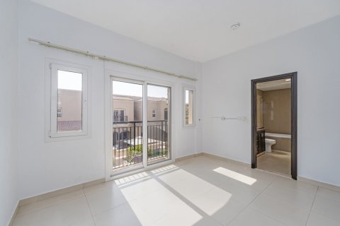 Townhouse de 3 dormitorios en Bella Casa, UAE No. 167545 14