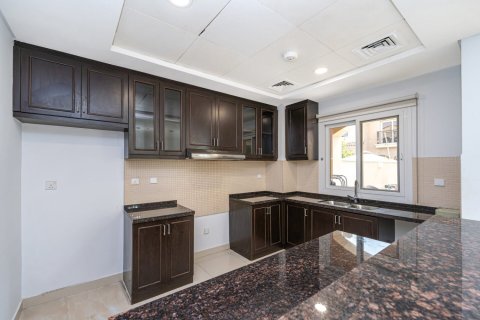Townhouse de 3 dormitorios en Bella Casa, UAE No. 167545 6