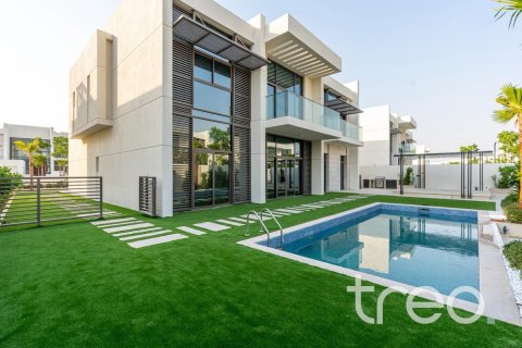 5 bedrooms Villa in District One, UAE No. 187971 26