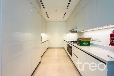6 bedrooms Villa in District One, UAE No. 187970 3