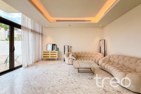 6 bedrooms Villa in District One, UAE No. 187970 6
