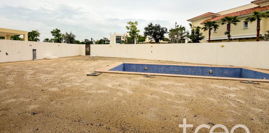 6 bedrooms Villa in District One, UAE No. 187970