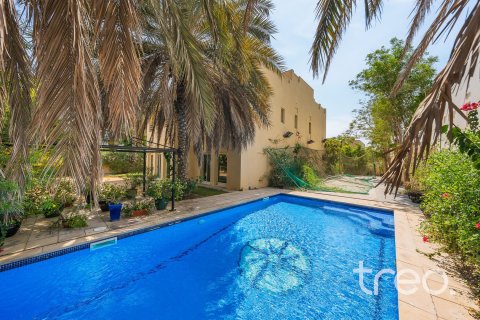 5 bedrooms Villa in Meadows, UAE No. 187976