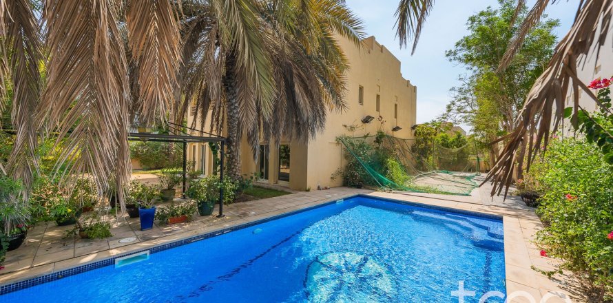 5 bedrooms Villa in Meadows, UAE No. 187976