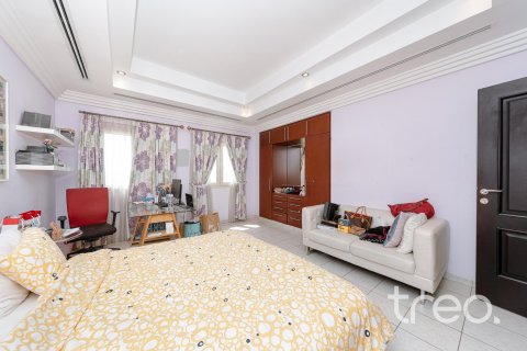 5 bedrooms Villa in Meadows, UAE No. 187976 16