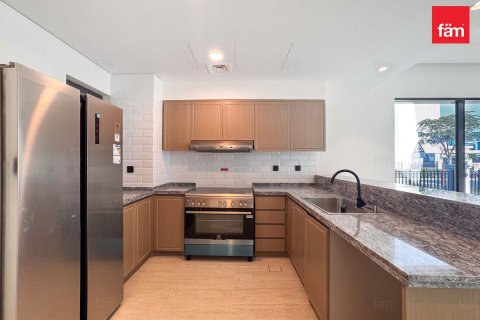 5 bedrooms Townhouse in Dubai, UAE No. 137266 8