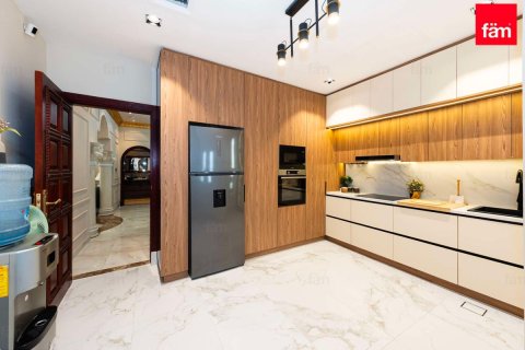 Вилла с 7 спальнями в Дубай, ОАЭ №137271 11