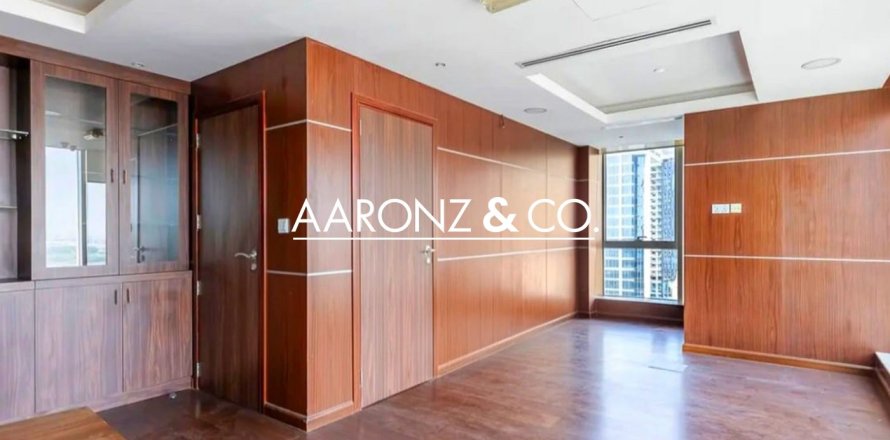 87مربع، مكتب في الخليج التجاري, الإمارات العربية المتحدة رقم 133106