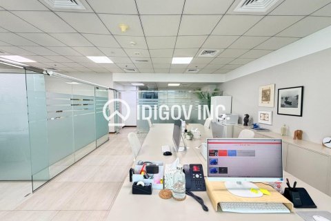 77m² Office in Business Bay, UAE No. 144872 8