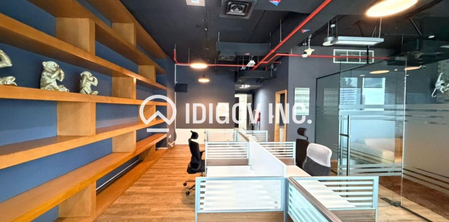 70m² Office in Business Bay, UAE No. 144870