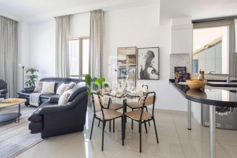 Квартира с 1 спальней  №121710 2