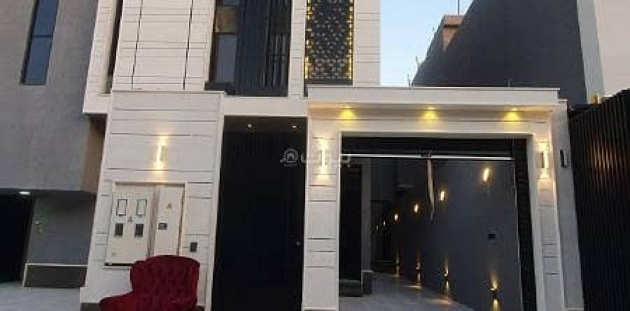 Квартира с 4 спальнями в Эр-Рияд, Саудовская Аравия №99571