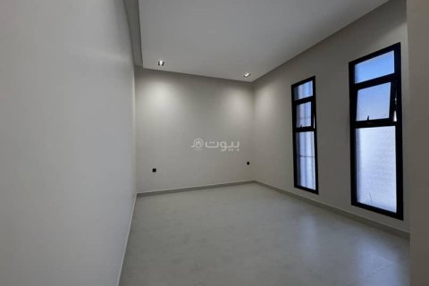 Квартира с 3 спальнями в Эр-Рияд, Саудовская Аравия №99575 5