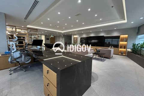 164.53m² Office in Mazaya Business Avenue, UAE No. 184980 4