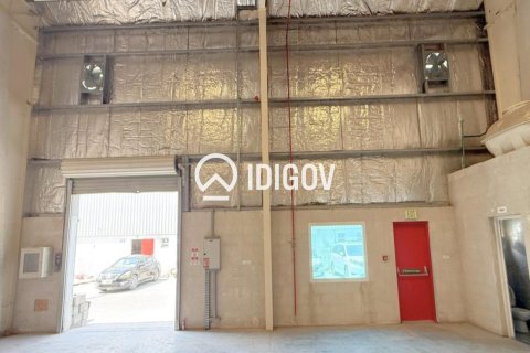 11152.82m² Warehouse in Dubai, UAE No. 184979 12