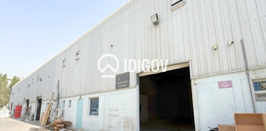 11152.8m² Warehouse in Dubai, UAE No. 184979