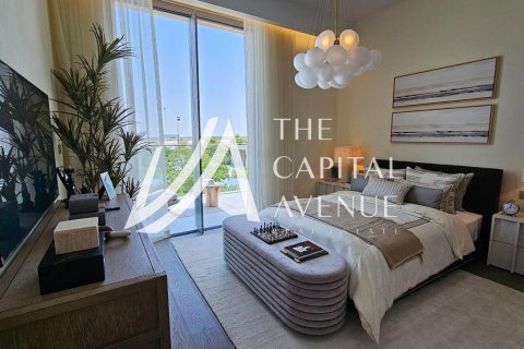 7 bedrooms Villa in Abu Dhabi, UAE No. 136969 5