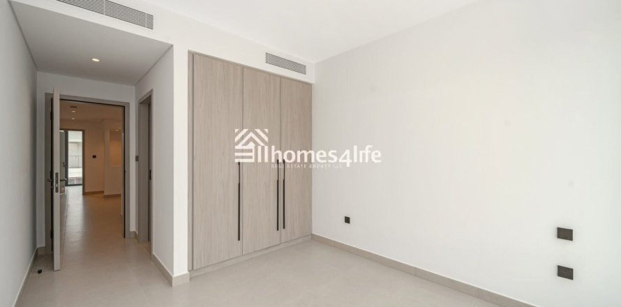 4 bedrooms Villa in Aura, UAE No. 161224