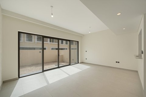 Townhouse de 4 dormitorios en Damac Lagoons, UAE No. 161223 6