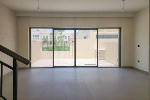 Townhouse de 4 dormitorios en Damac Lagoons, UAE No. 161223 3