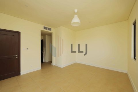 3 bedrooms Apartment  No. 131495 13