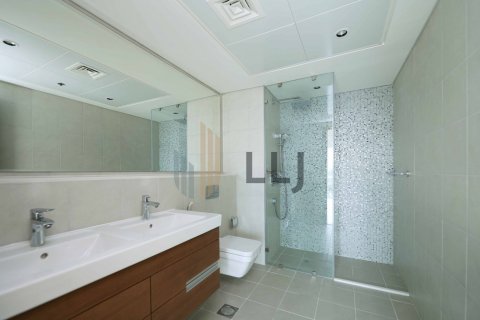 3 bedrooms Apartment  No. 131497 19