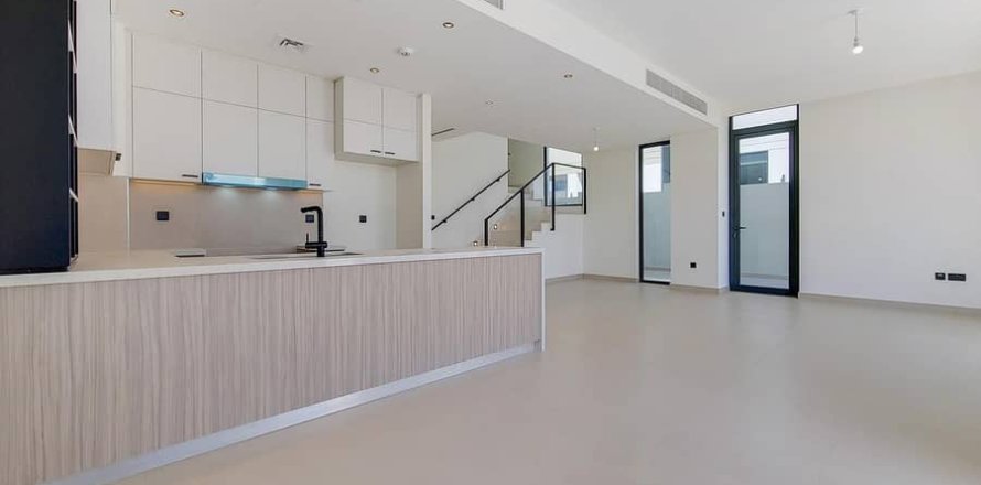 4 bedrooms Villa in Dubai Hills Estate, UAE No. 14550