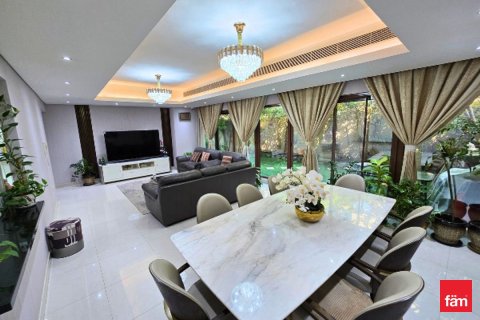 4 غرف نوم فيلا رقم 123343 23