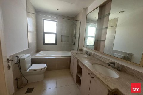 3 غرف نوم تاون هاوس رقم 123349 11