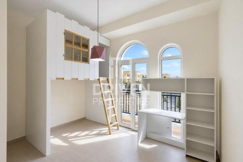 Villa de 4 dormitorios en Jumeirah Park, UAE No. 191536 15