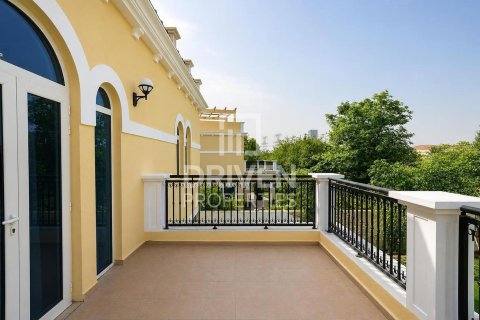 Villa de 4 dormitorios en Jumeirah Park, UAE No. 191536 24